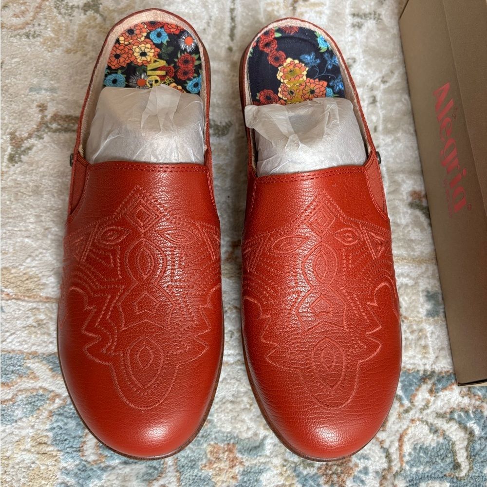 Alegria Sereniti Orange Leather Clogs Size 41-US 10.5